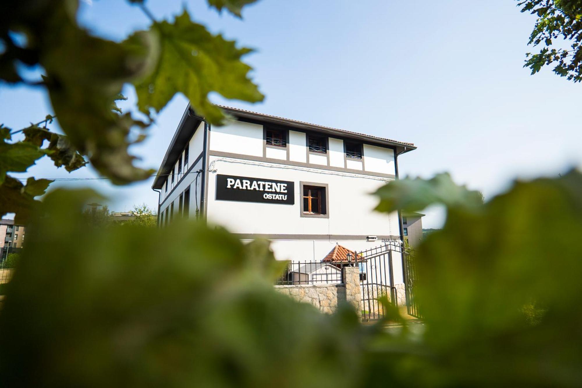 Paratene Ostatu Habitaciones Erandio Exterior foto