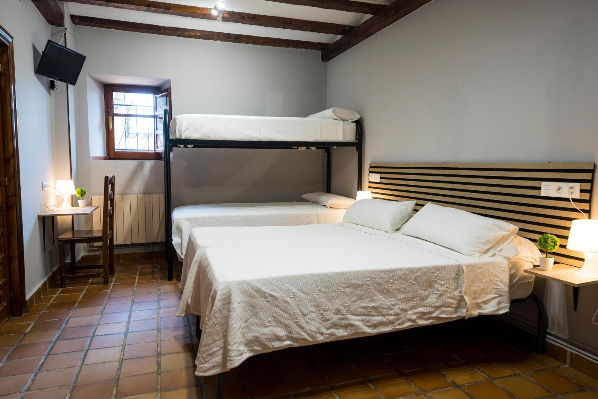 Paratene Ostatu Habitaciones Erandio Exterior foto