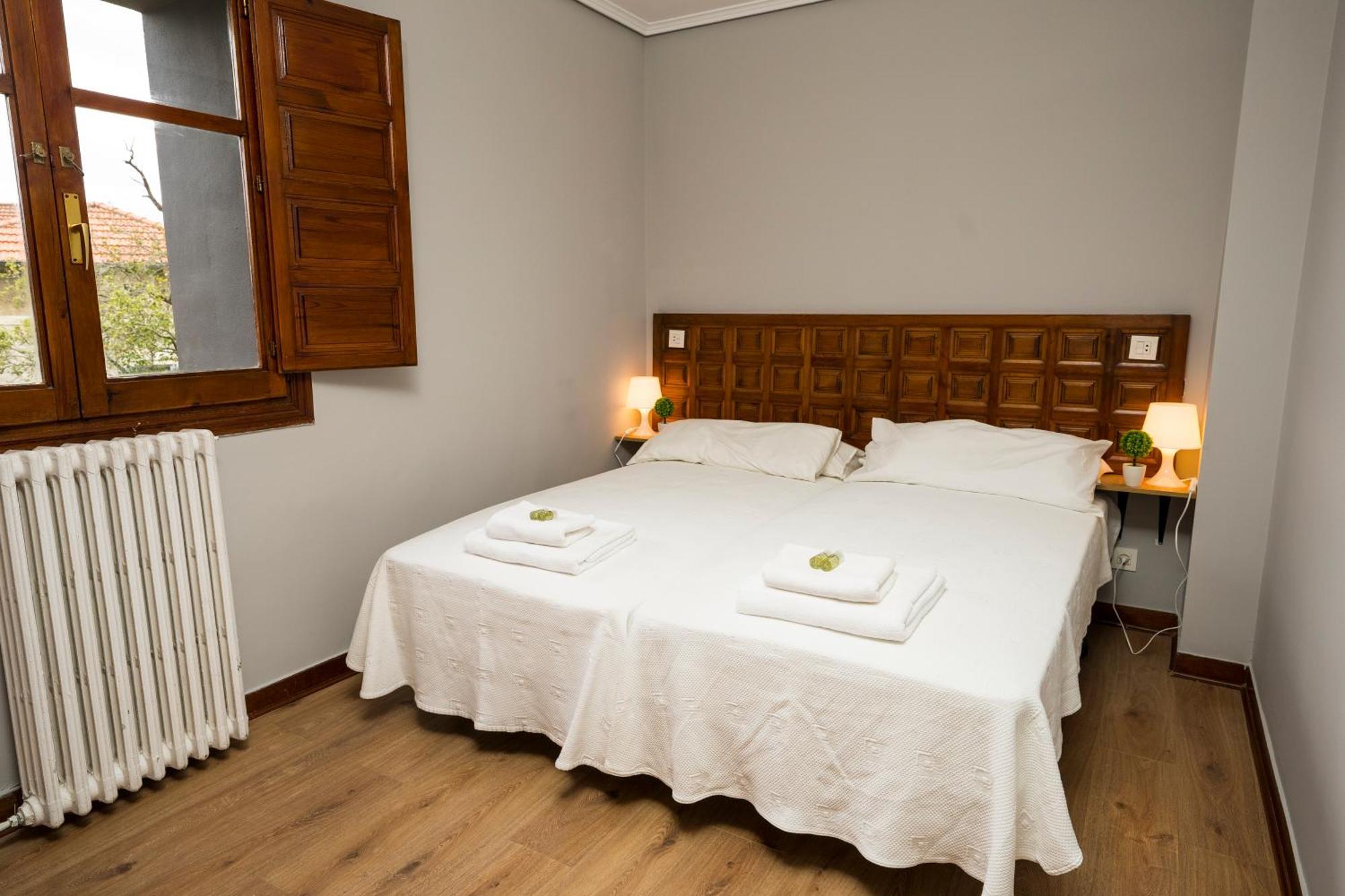 Paratene Ostatu Habitaciones Erandio Exterior foto